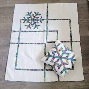 Rare Twin Size Vintage Quilt with Pillow Star design Multicolor